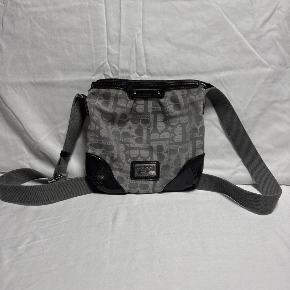 Vintage United Colors Of Benetton Cross Body Purse